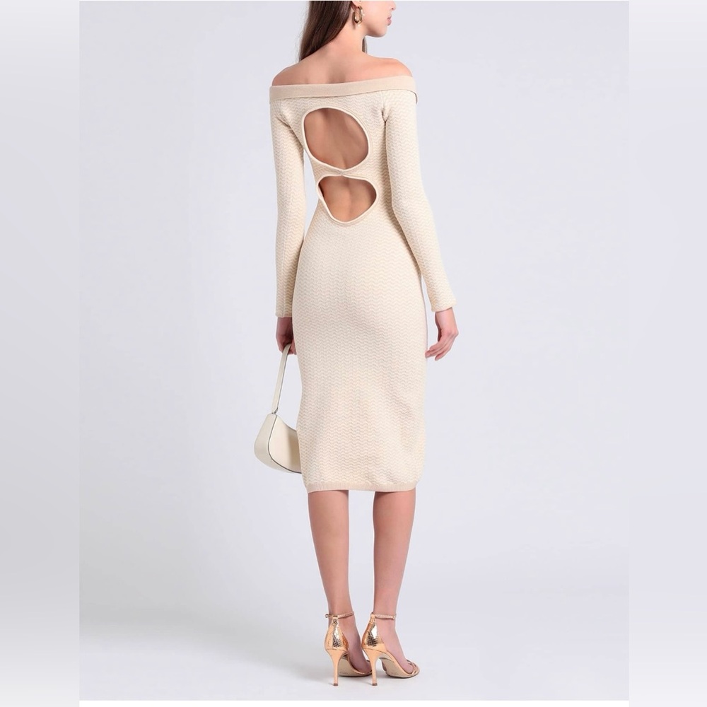 Jacquemus sweater dress with open back. Size 40 or US 8. New with tags